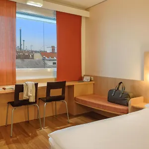 ibis-wien-messe.vienna-besthotels.com/